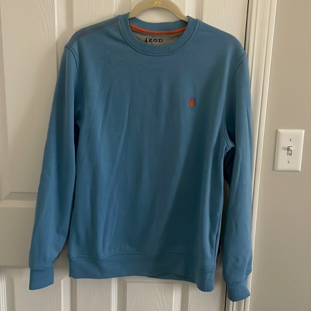 Baby blue Small IZOD men’s Crewneck sweater. Never worn